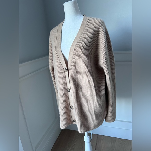 Banana Republic Beige Button-Up Cardigan cashmere sweater M - Picture 4 of 8